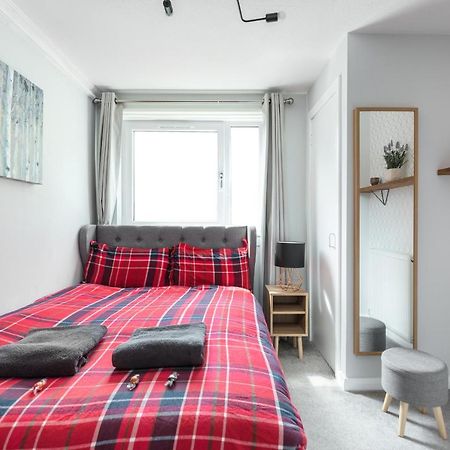 City Centre Stylish Apartment With Free Parking Edinburgh Exterior photo